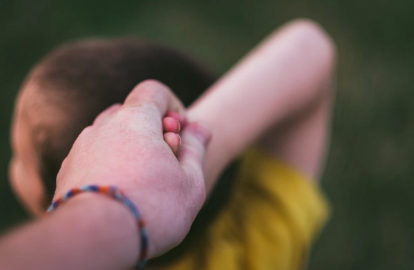 Le prassi di ​screening ​e di presa in carico dei minori stranieri non accompagnati in dodici Comuni italiani