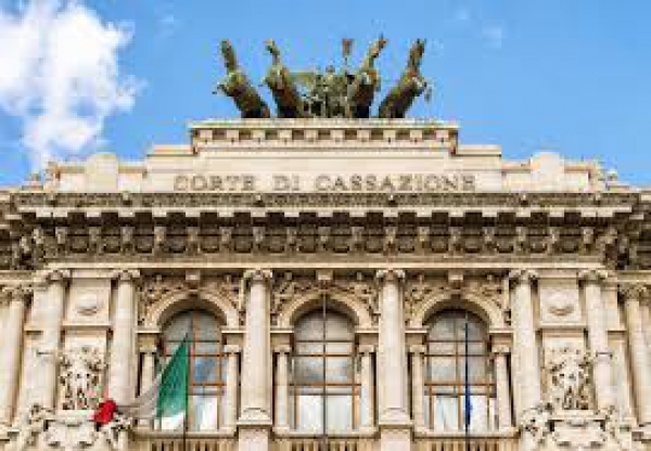Competenza del Tribunale Amministrativo sui ricorsi in tema di cittadinanza per residenza.